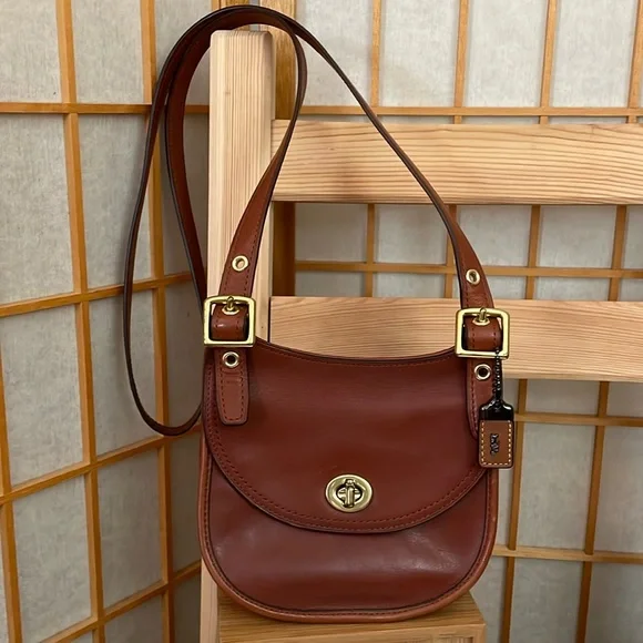 Coach Legacy Brown Leather Mini Saddle Bag & 1941 Horse and Carriage Hangtag - Picture 4 of 17